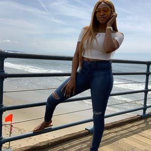 Meet your Posher, Azhani